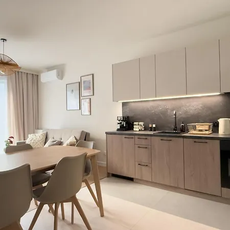 Legnicka 18 A Apartamento Breslavia