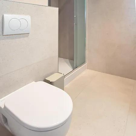 Legnicka 18 A * Βρότσλαβ